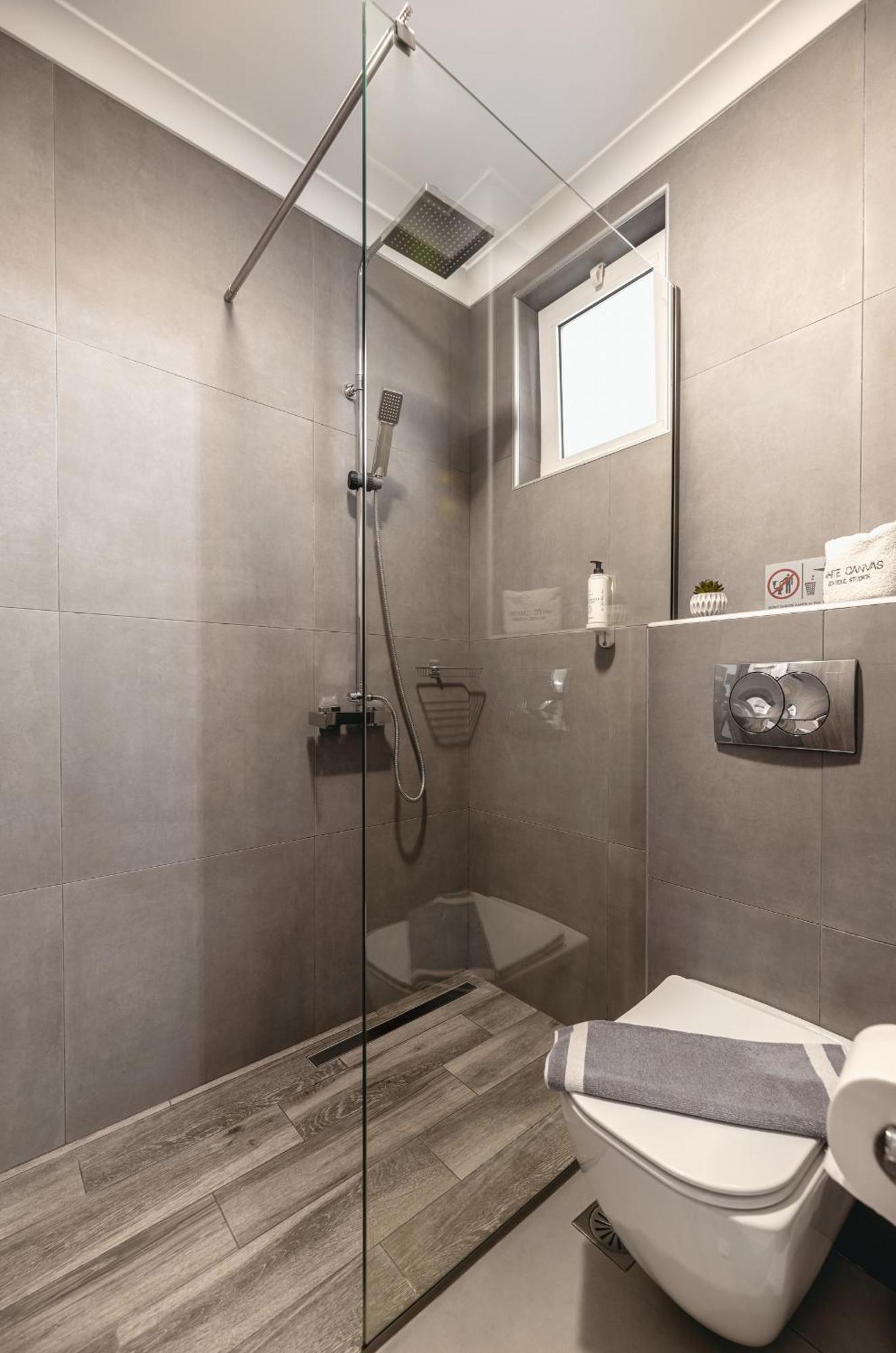 Bed and breakfast White Canvas Boutique Laganas