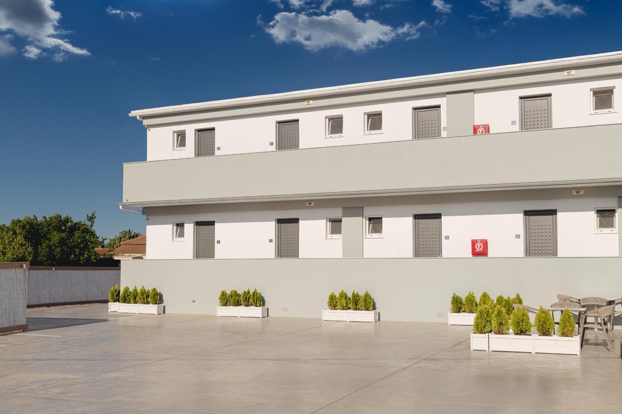 Bed and breakfast White Canvas Boutique 3*
