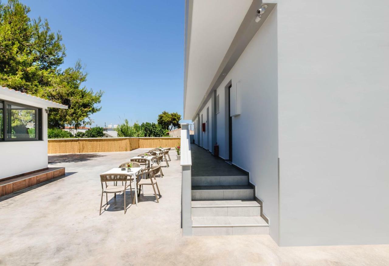 White Canvas Boutique 3* Laganas